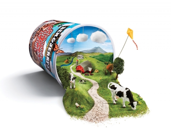 Photograph Staudinger Franke Its Whats Inside That Counts on One Eyeland